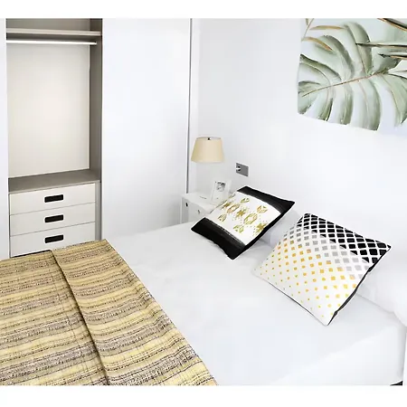 Golden Coast 1 Apartment